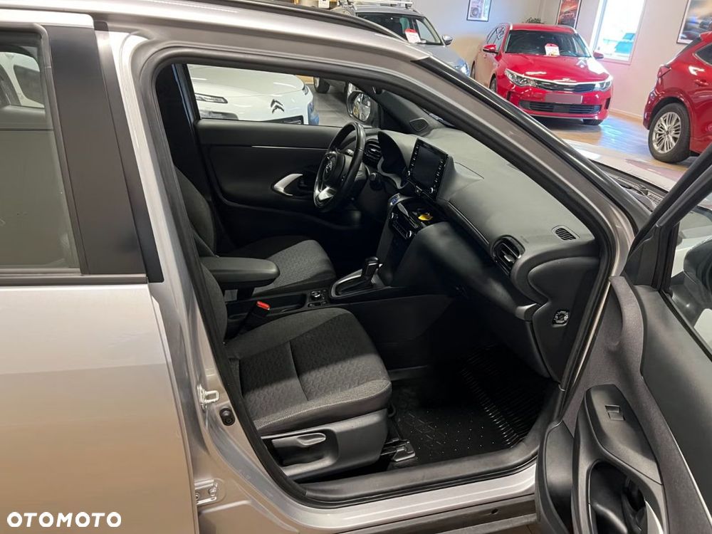Toyota Yaris Cross 1.5 VVT-i AWD-i Comfort - 13