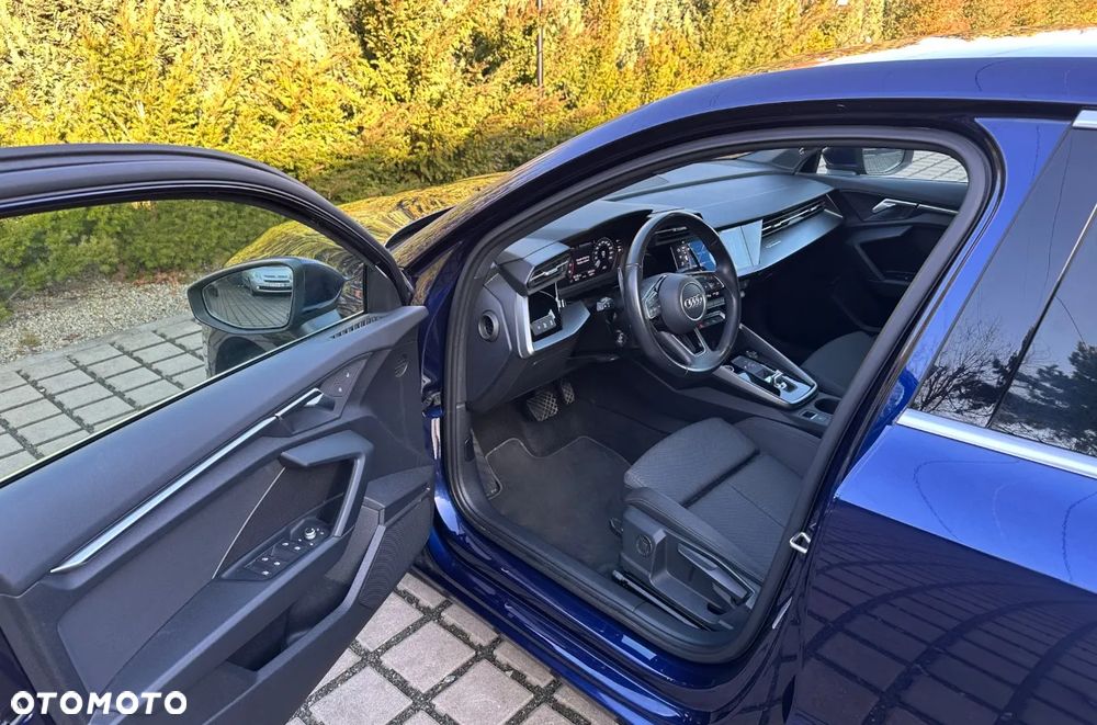 Audi A3 Sportback 35 TFSI S tronic - 14