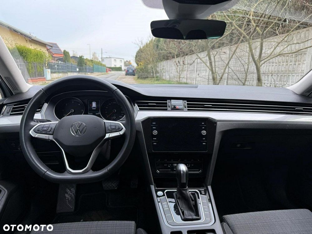Volkswagen Passat 2.0 TDI SCR DSG Business - 20
