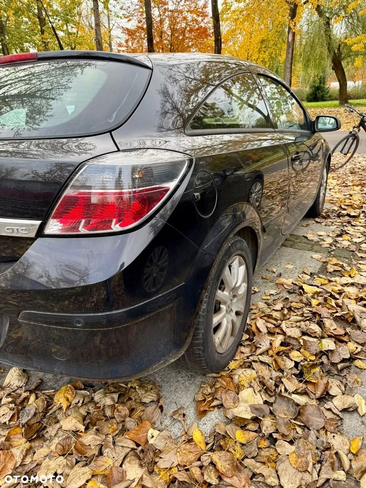 Opel Astra 1.9 CDTI DPF Sport - 3