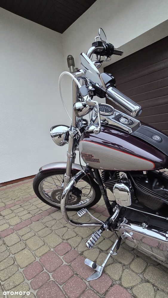 Harley-Davidson Softail Custom - 13