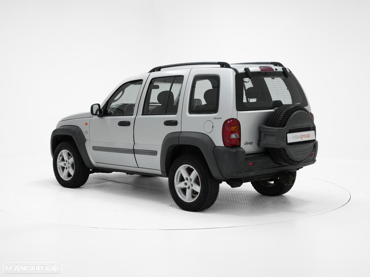 Jeep Cherokee - 4