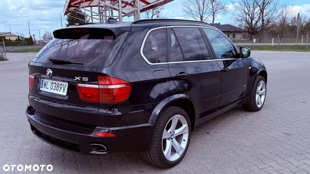 BMW X5 4.8is - 8