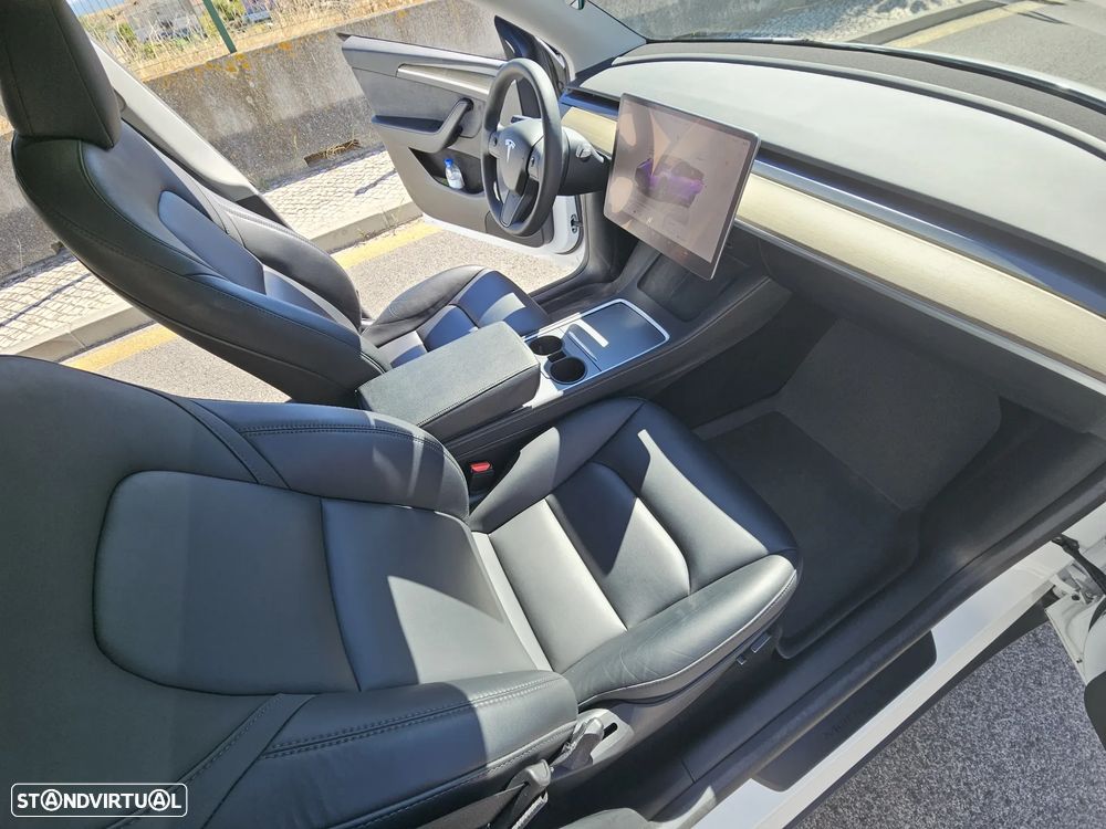 Tesla Model Y Tração Traseira - 26