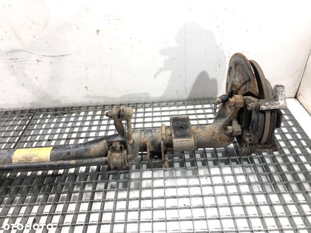 BELKA TYŁ  VW CADDY III Nadwozie pełne/minivan (2KA, 2KH, 2CA, 2CH) 2004 - 2015 2.0 SDI 51 kW [70 - 8