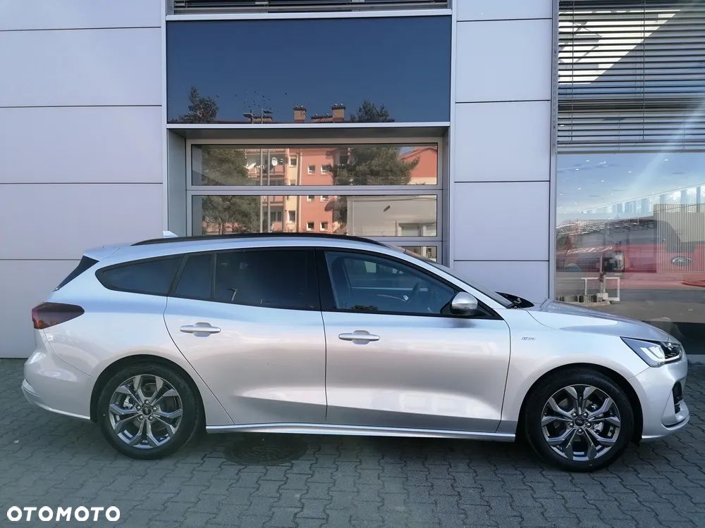 Ford Focus 1.0 EcoBoost mHEV ST-Line X - 8