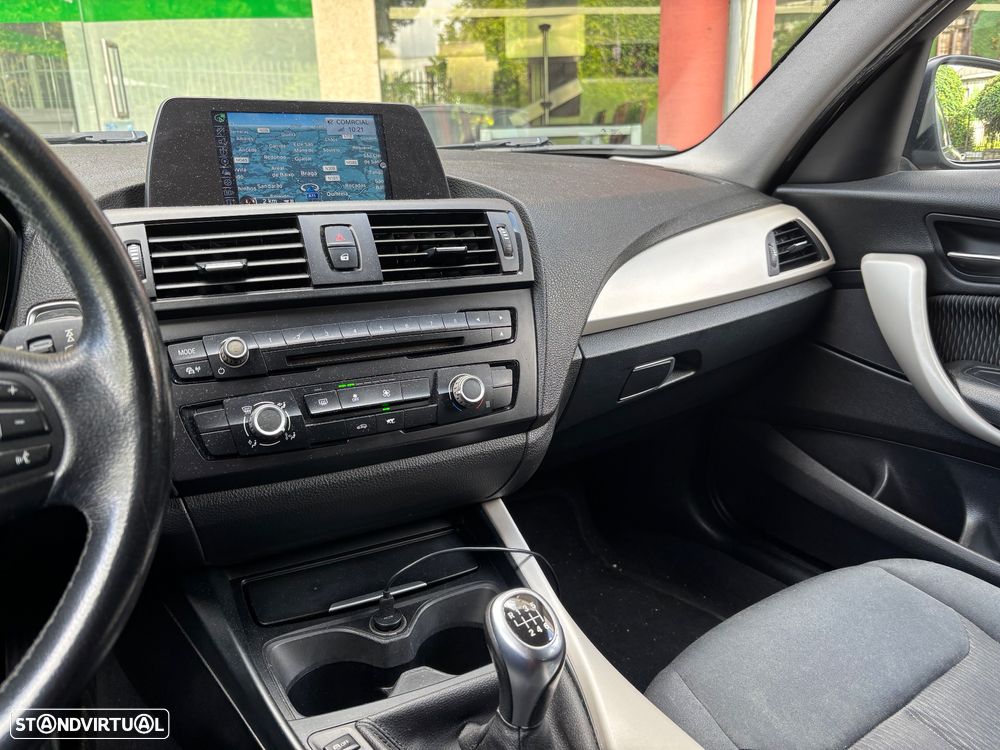 BMW 116 d EfficientDynamics - 14