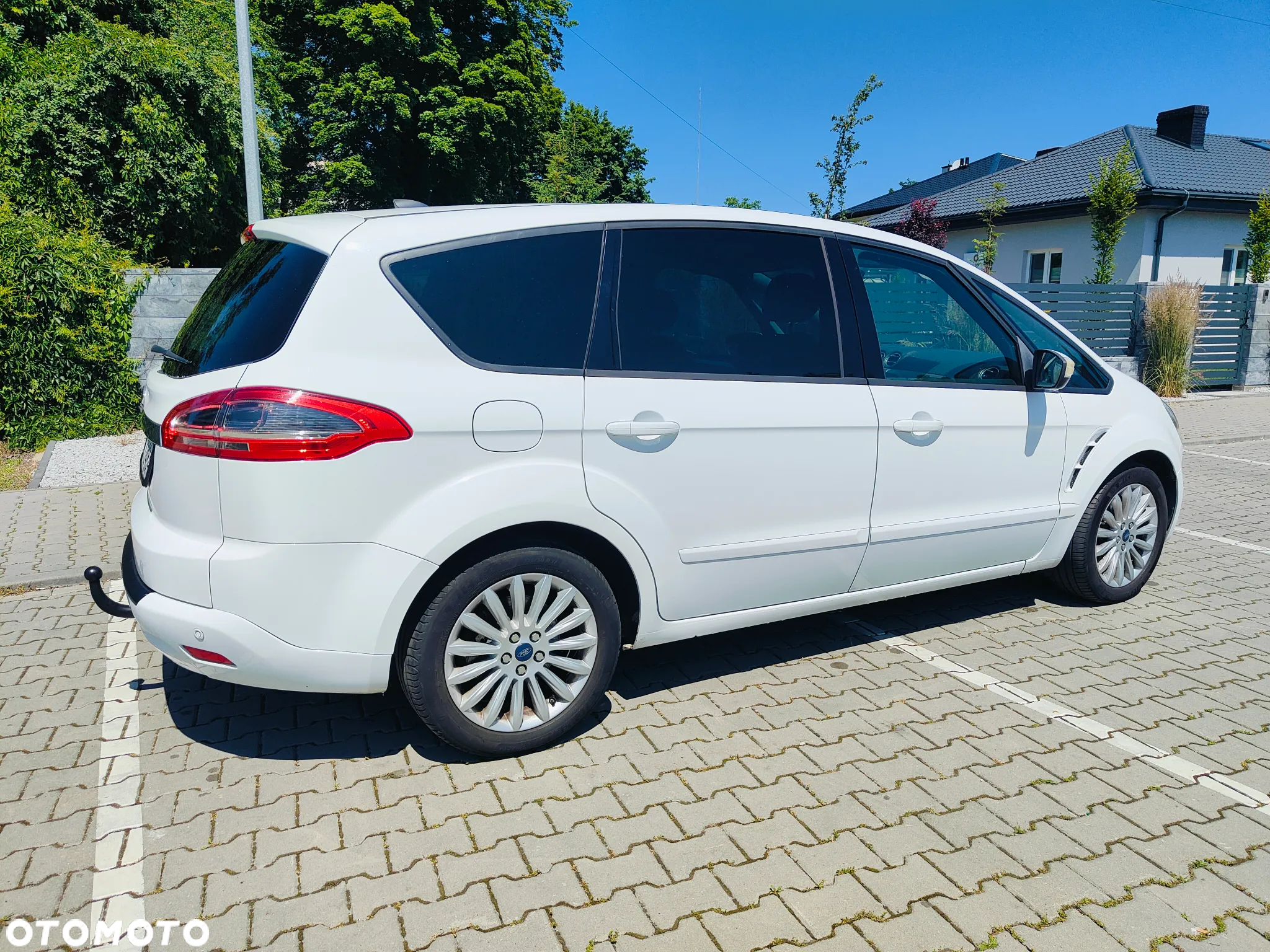 Ford S-Max - 17