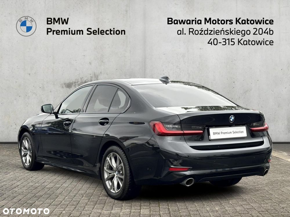 BMW Seria 3 318i Sport Line - 22