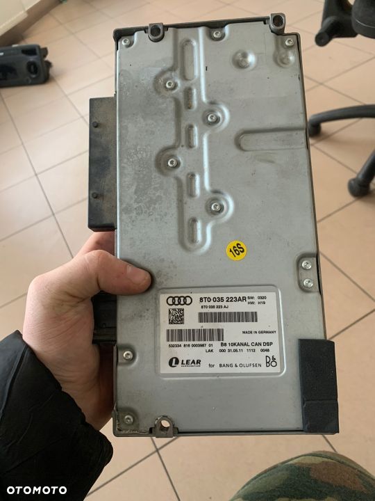 WZMACNIACZ AUDI A4 B8 8T0035223AR - 1