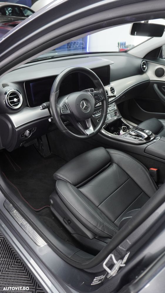 Mercedes-Benz E - 14