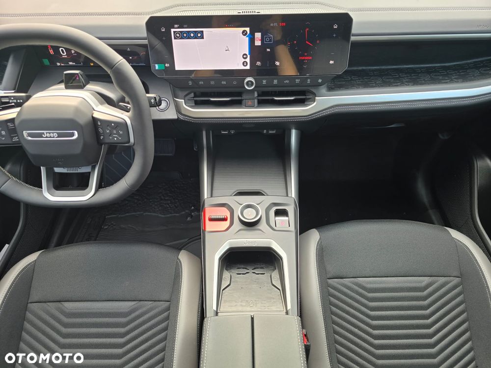 Jeep Compass - 16