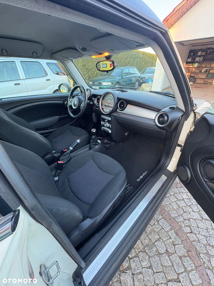 MINI Cooper D 50 Camden - 15