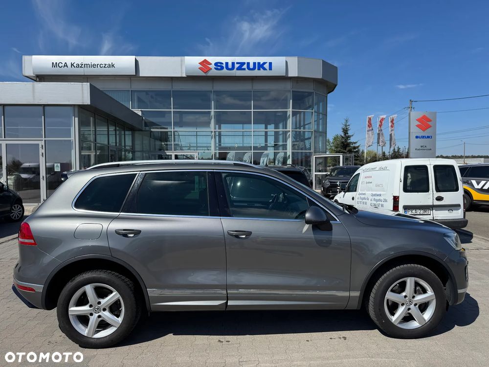 Volkswagen Touareg - 2