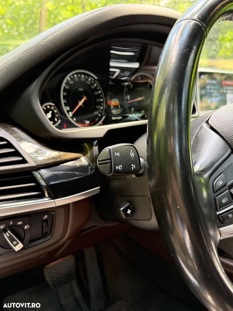 BMW X5 xDrive30d Sport-Aut. - 16