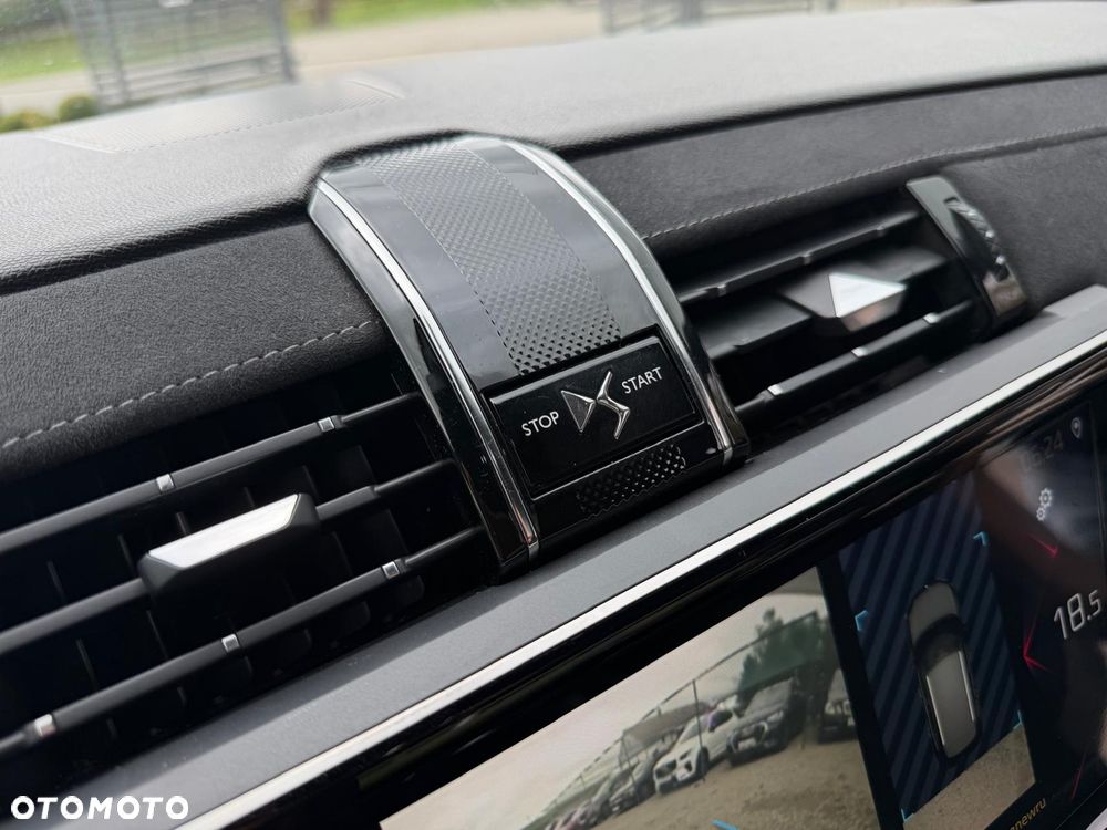 DS Automobiles DS 7 Crossback 1.6 PureTech Performance Line + - 32