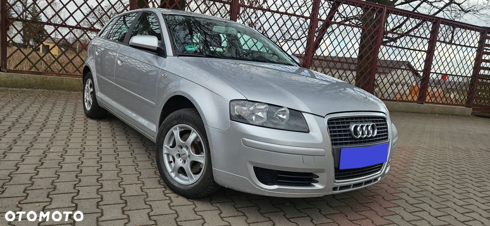 Audi A3 Sportback 1.6 Attraction - 3