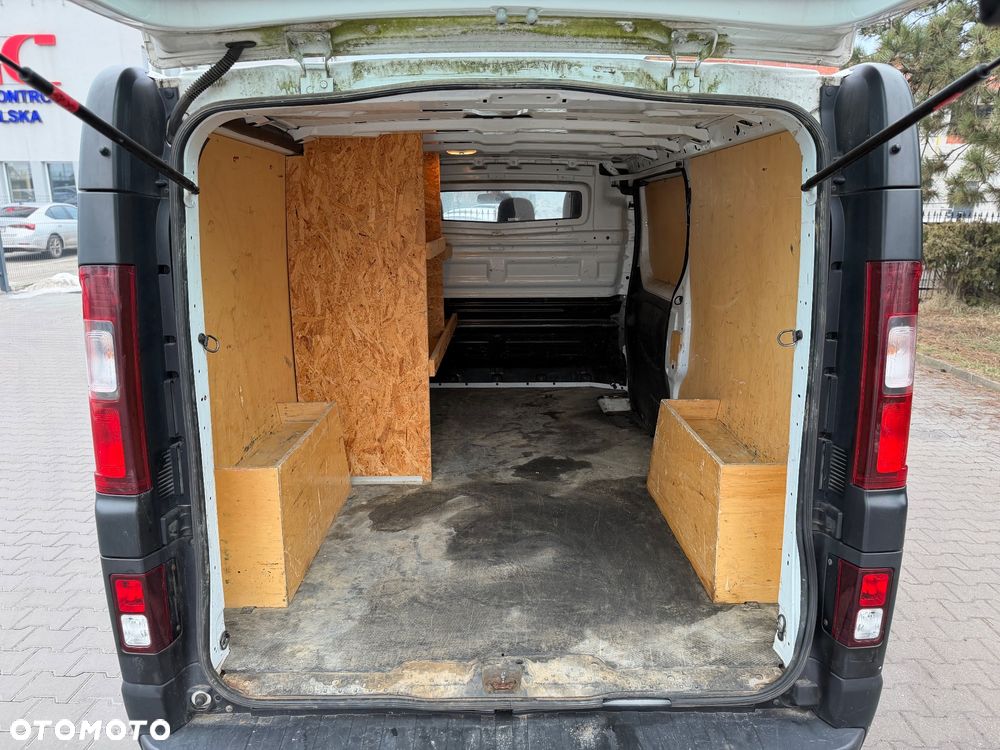Renault Trafic - 12