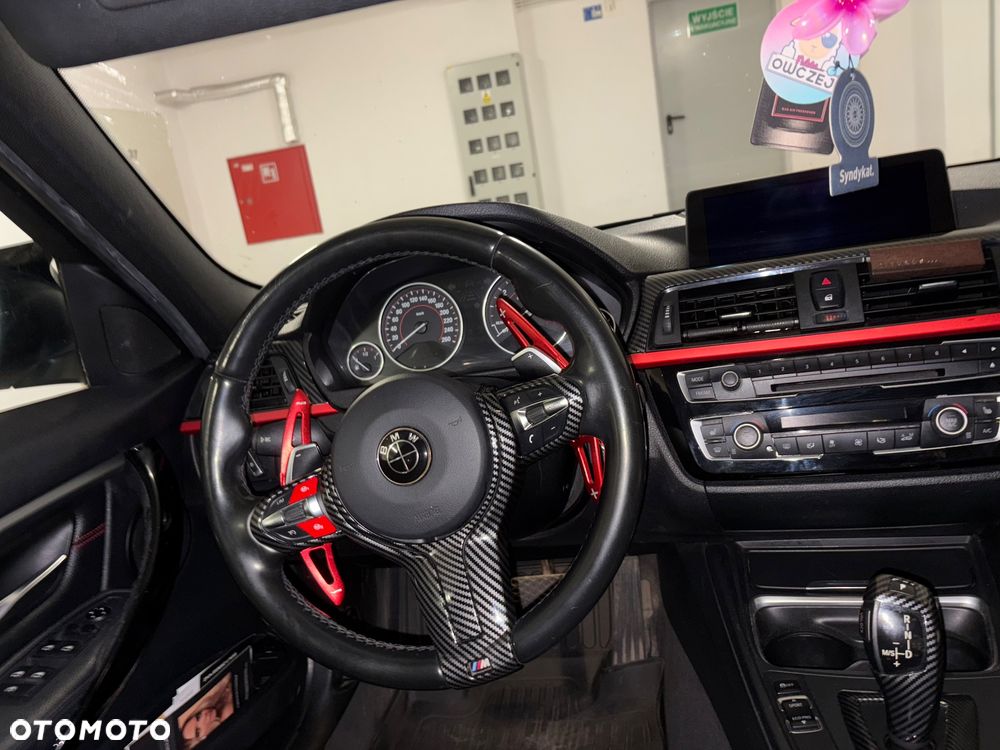 BMW Seria 3 328i xDrive Sport-Aut Sport Line - 7