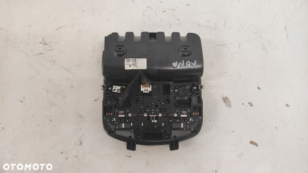 LAMPKA SUFITOWA SCHOWEK HYUNDAI KONA 17- - 3