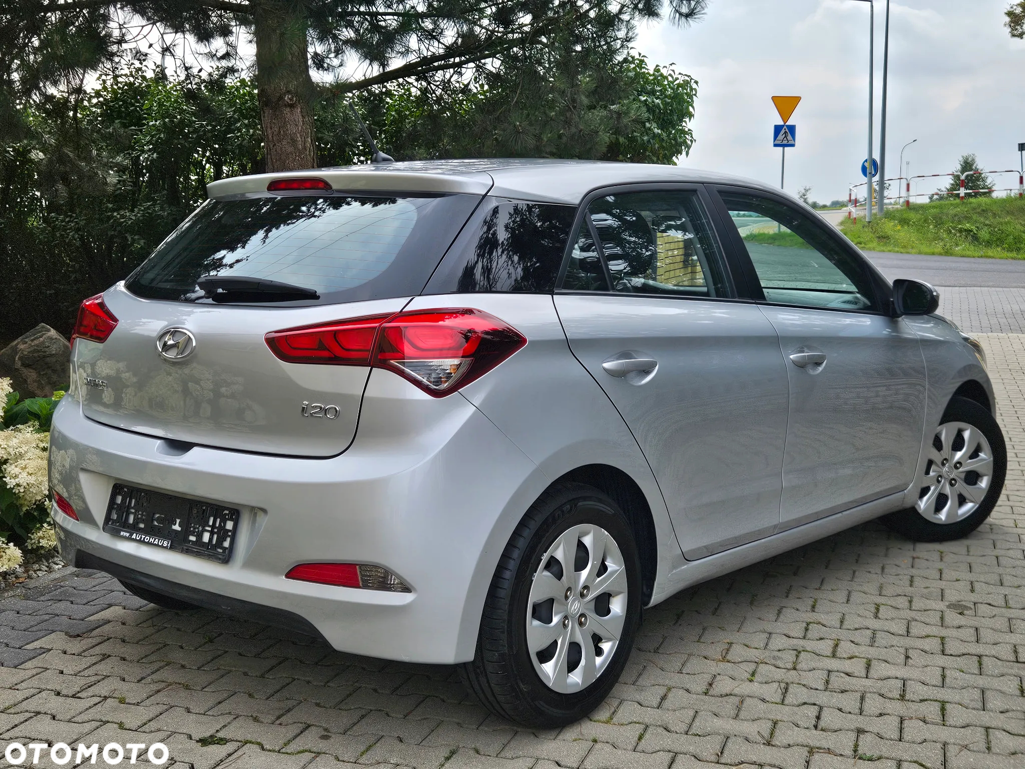 Hyundai i20 1.2 BlueDrive Go - 2