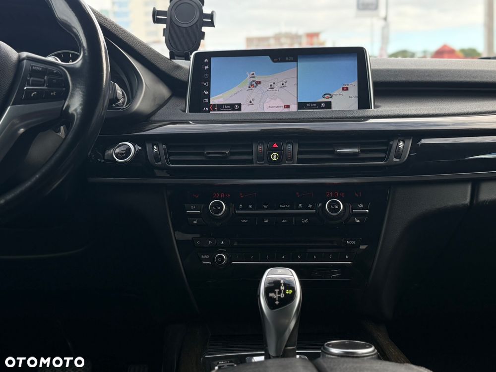 BMW X5 xDrive35i - 31