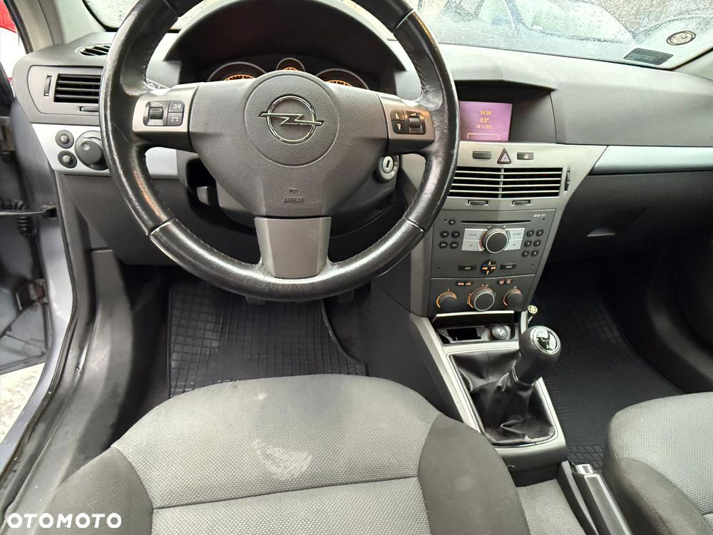Opel Astra - 14