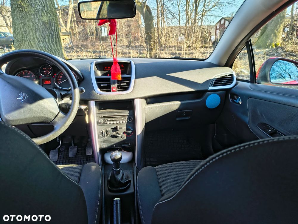 Peugeot 207 - 4