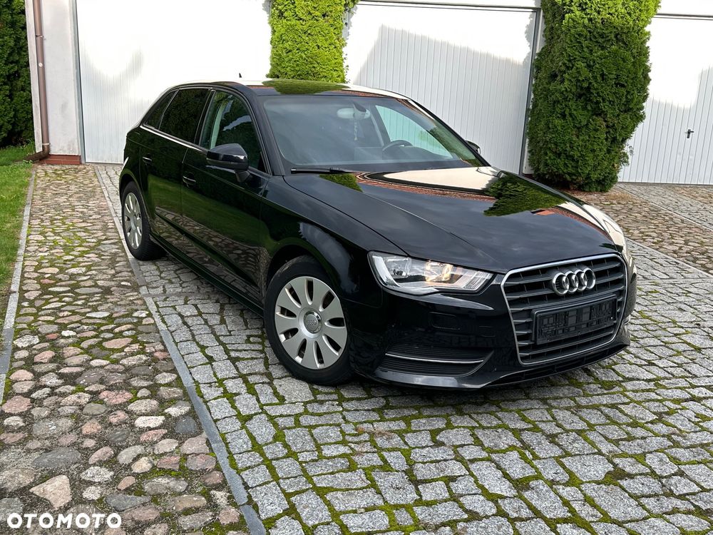 Audi A3 Sportback 1.6 TDI ultra Attraction - 2