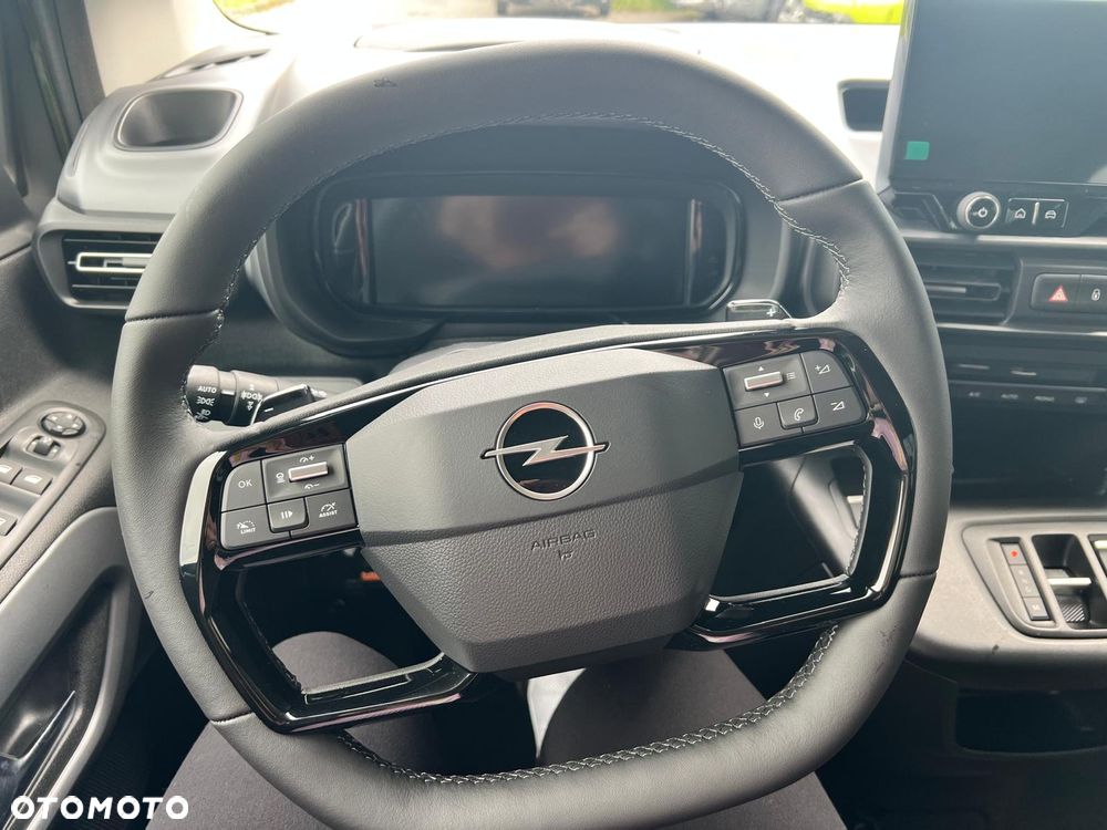 Opel Combo XL 1.5 BlueHDi S&S GS EAT8 - 18