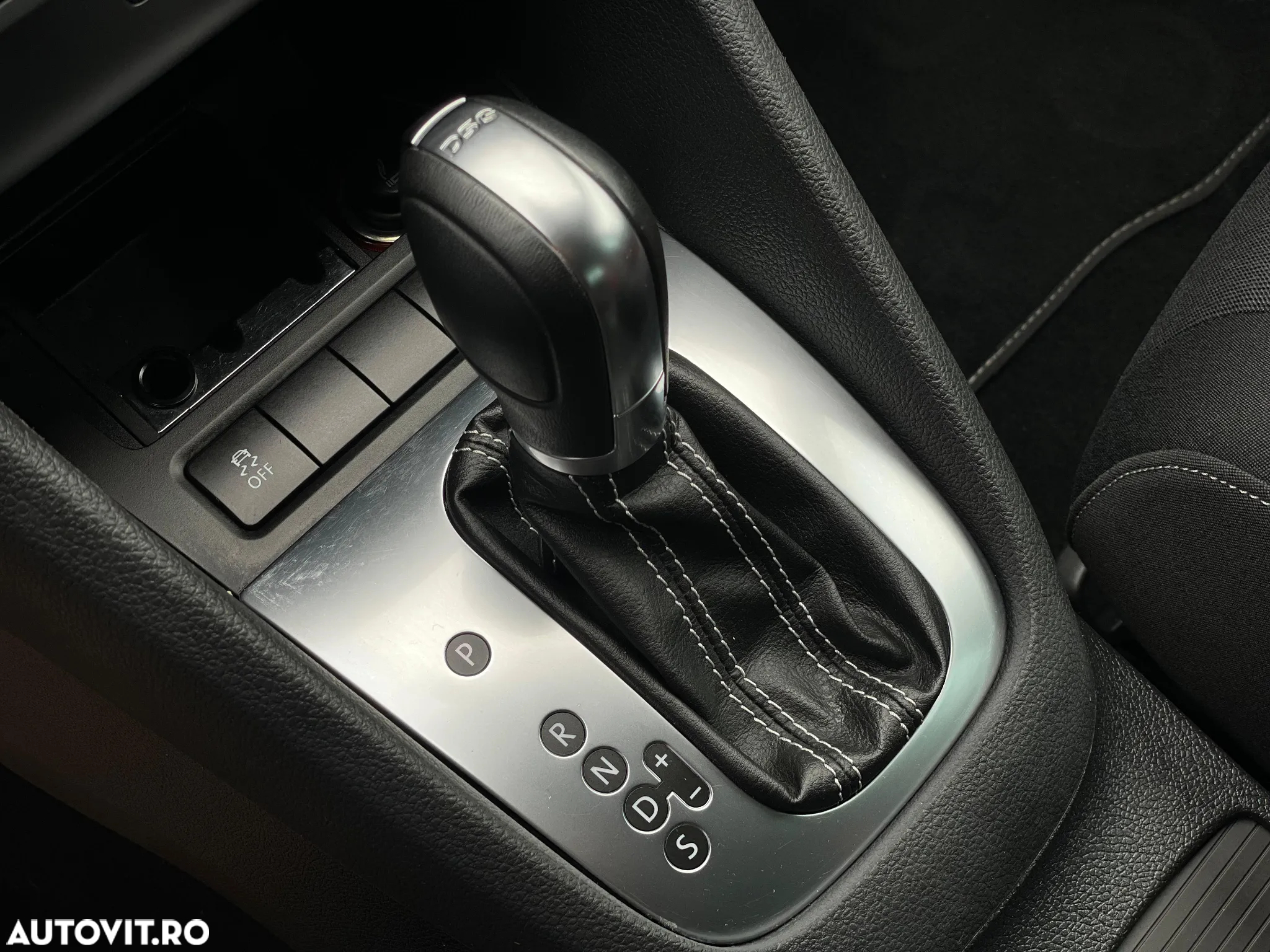 Volkswagen Golf 1.2 TSI DSG MATCH - 18