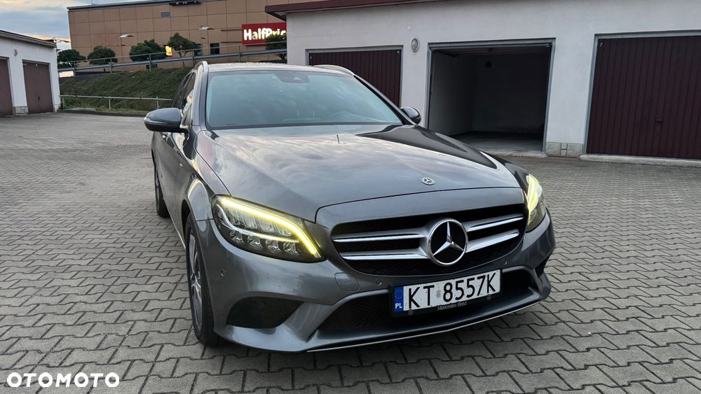 Mercedes-Benz Klasa C 200 d 9G-TRONIC Avantgarde - 3