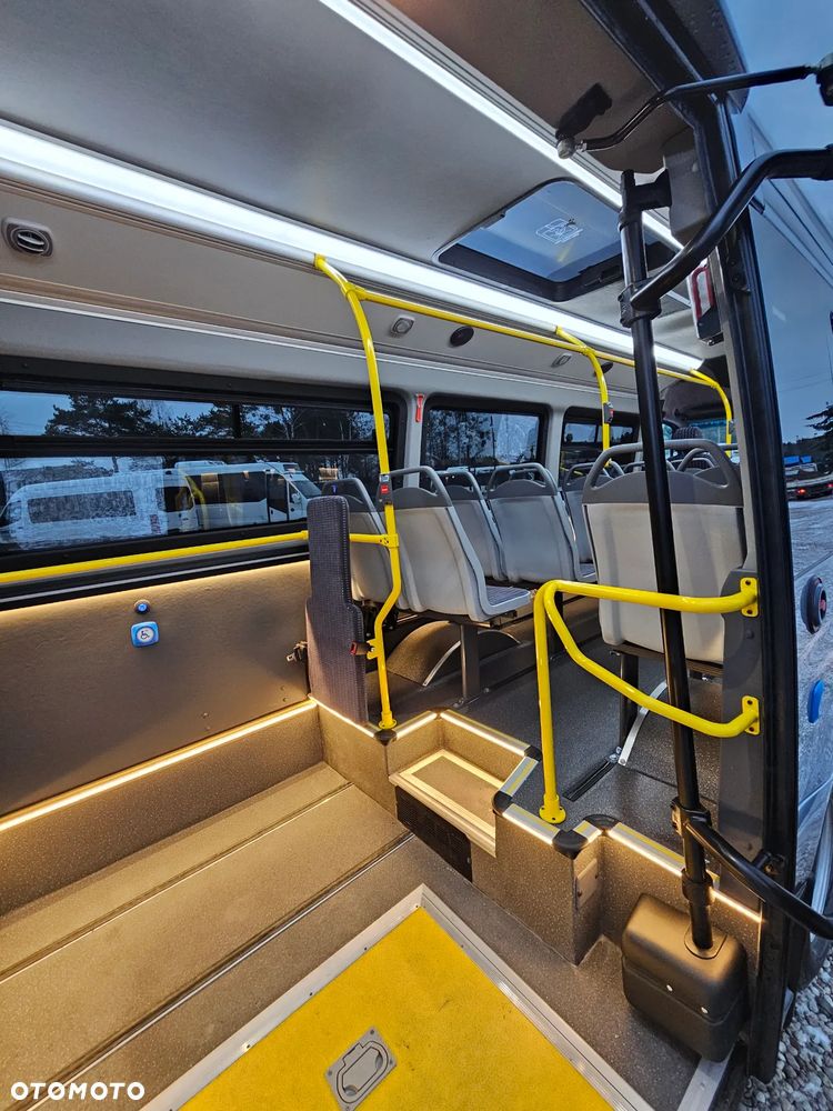 Mercedes-Benz Sprinter 519 CDI - 8