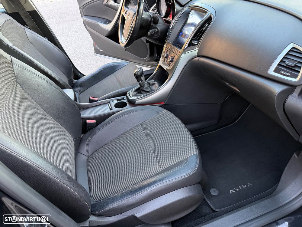 Opel Astra 1.7 CDTi Cosmo Start/Stop - 6