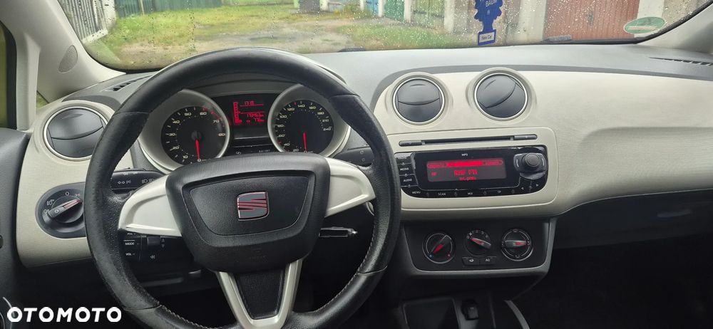 Seat Ibiza SC 1.4 16V Entry - 8