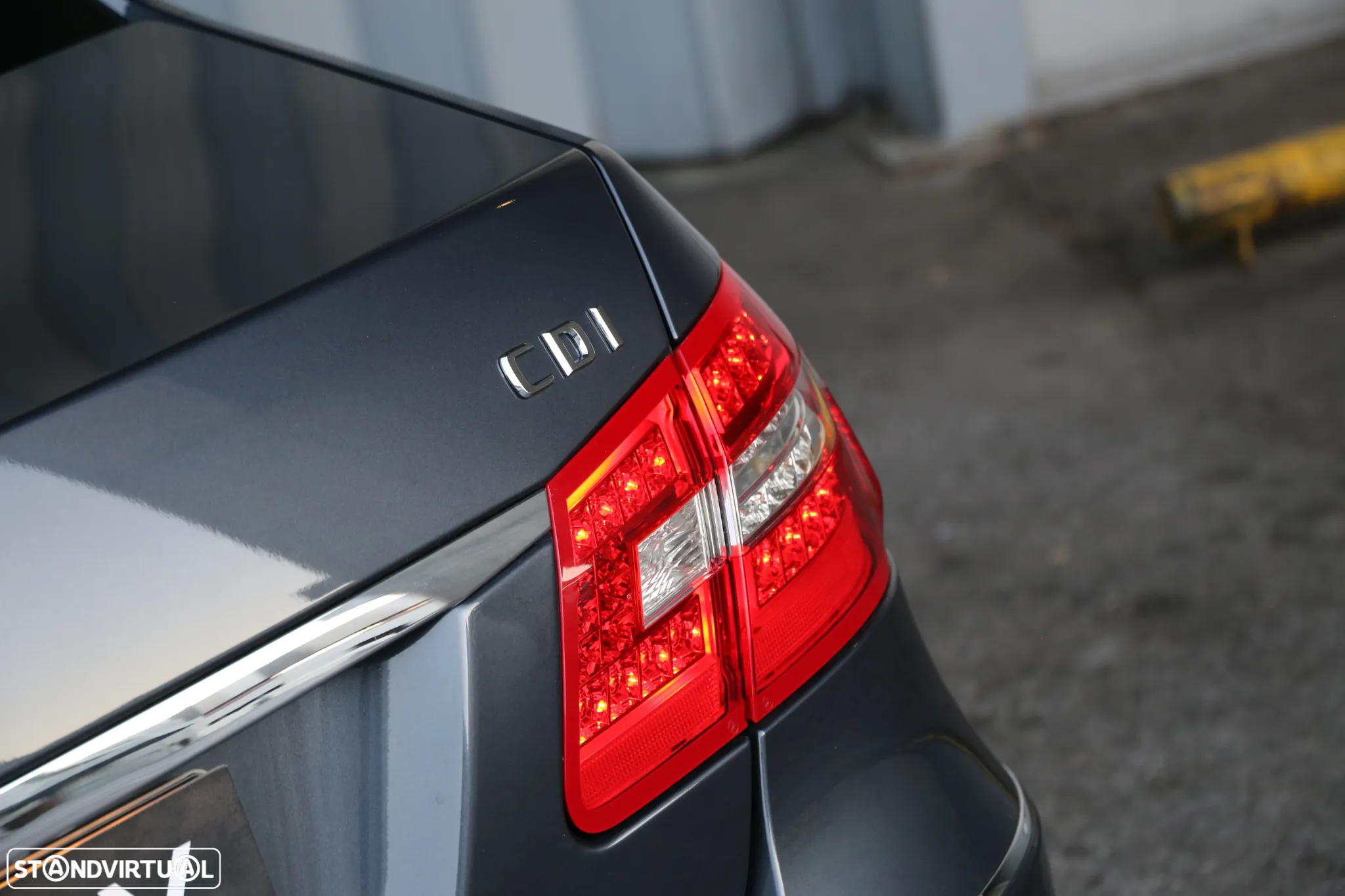 Mercedes-Benz E 250 CDi Avantgarde BlueEfficiency Auto. - 13