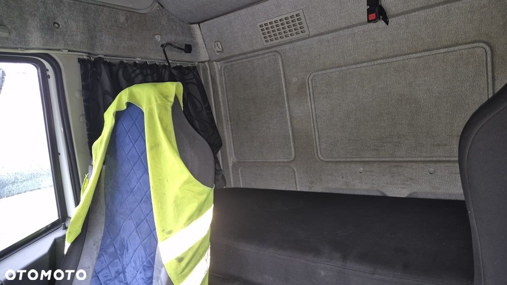 Iveco Eurocargo 120E25 - 8