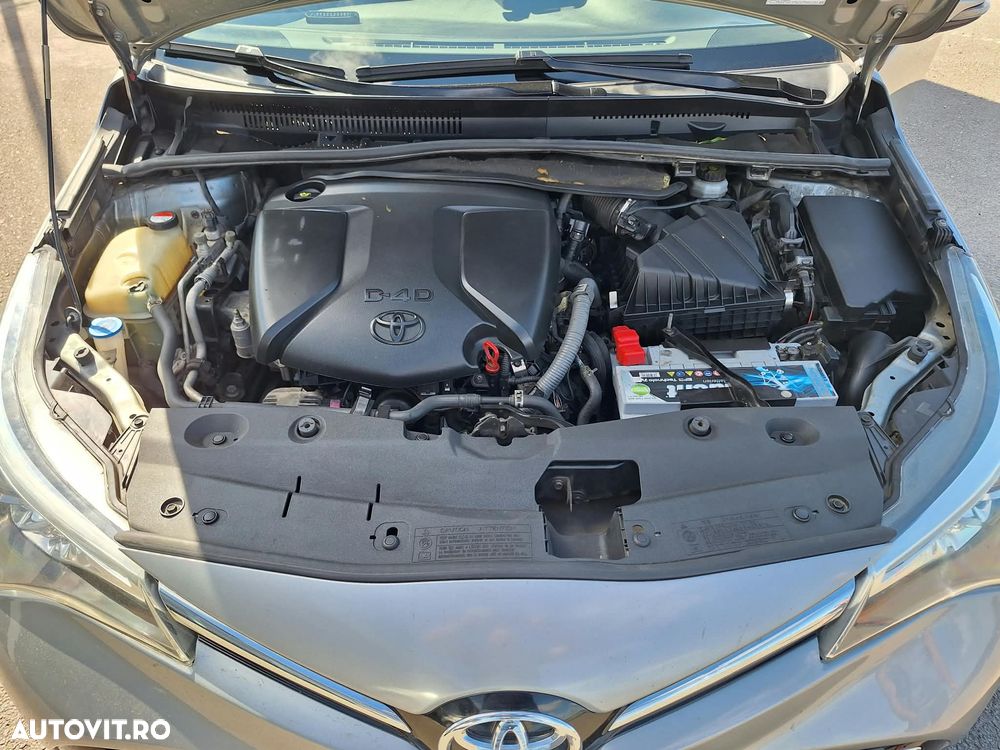 Toyota Avensis 2.0 D-4D Elegance - 7