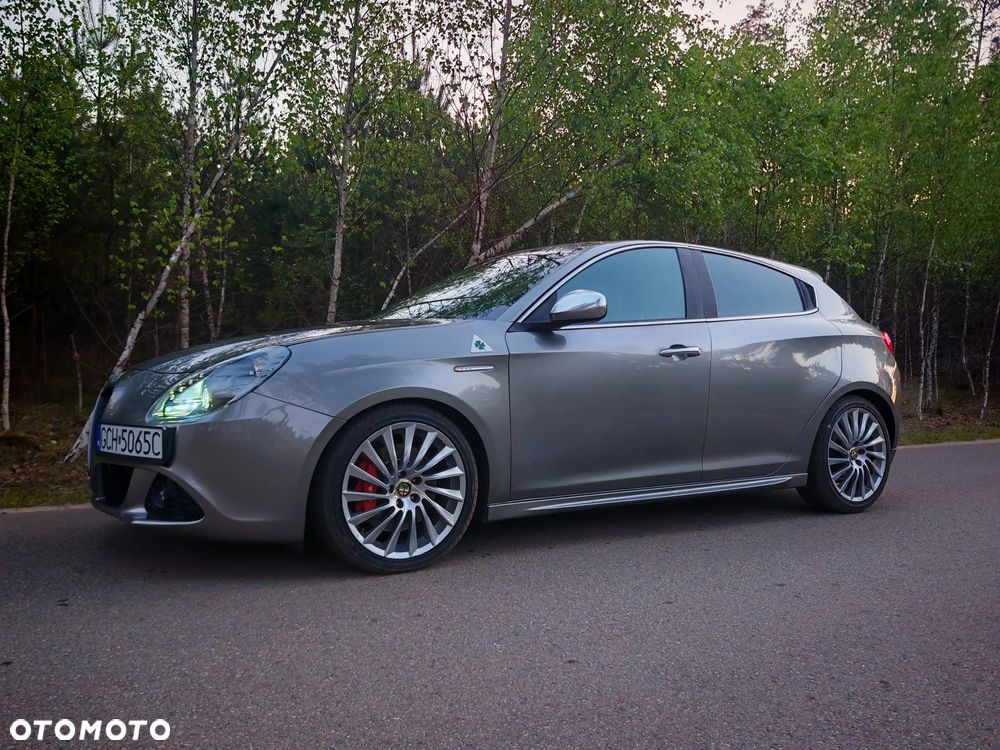 Alfa Romeo Giulietta 1750 TBi Quadrifoglio Verde - 9