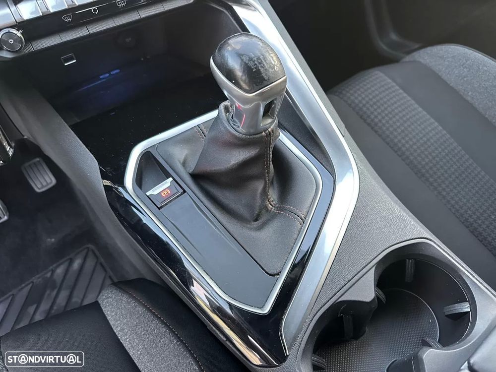 Peugeot 3008 1.2 PureTech Allure - 47