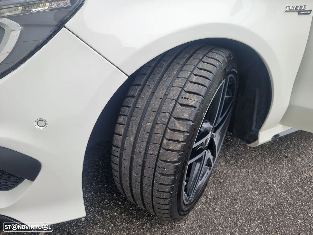 Mercedes-Benz CLA 45 AMG 4Matic 7G-DCT - 8