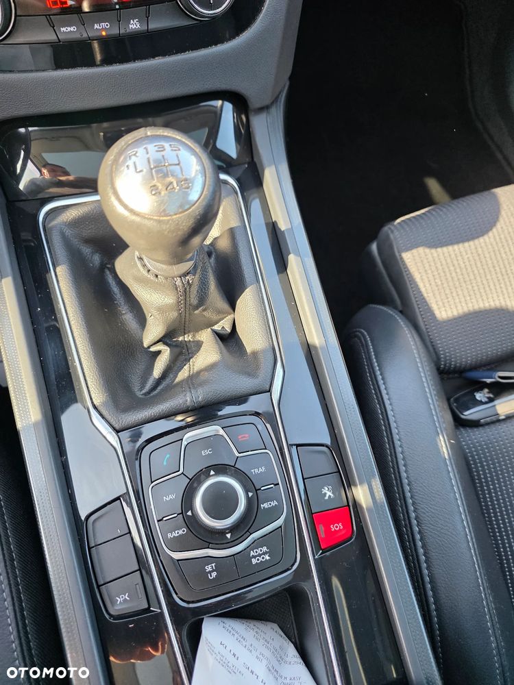 Peugeot 508 1.6 T Active - 24