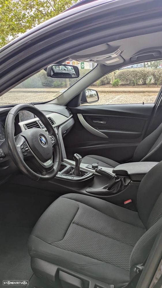 BMW 316 d Touring Advantage - 11