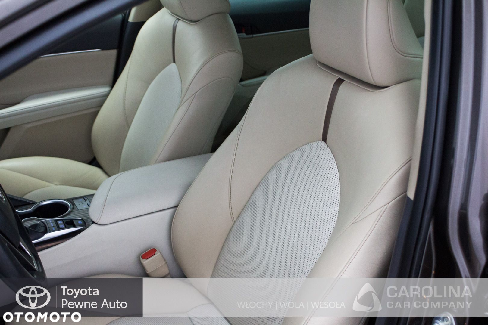 Toyota Camry - 11