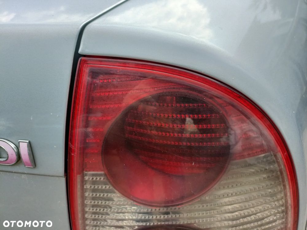 VOLKSWAGEN PASSAT B5 00-05 2004 r. LIFT SEDAN lampa prawy tył PT EU * - 3