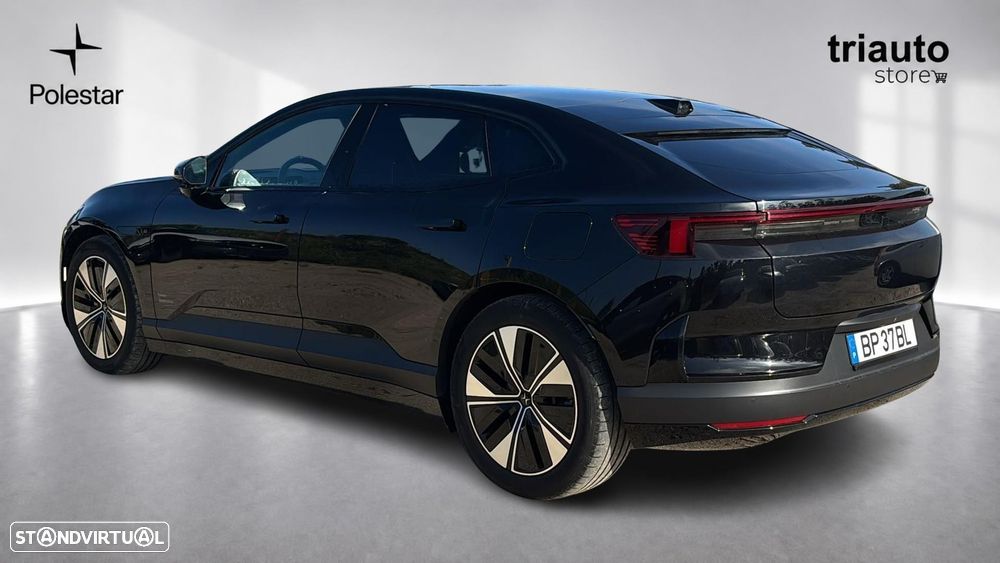 Polestar 4 2024 photo 2