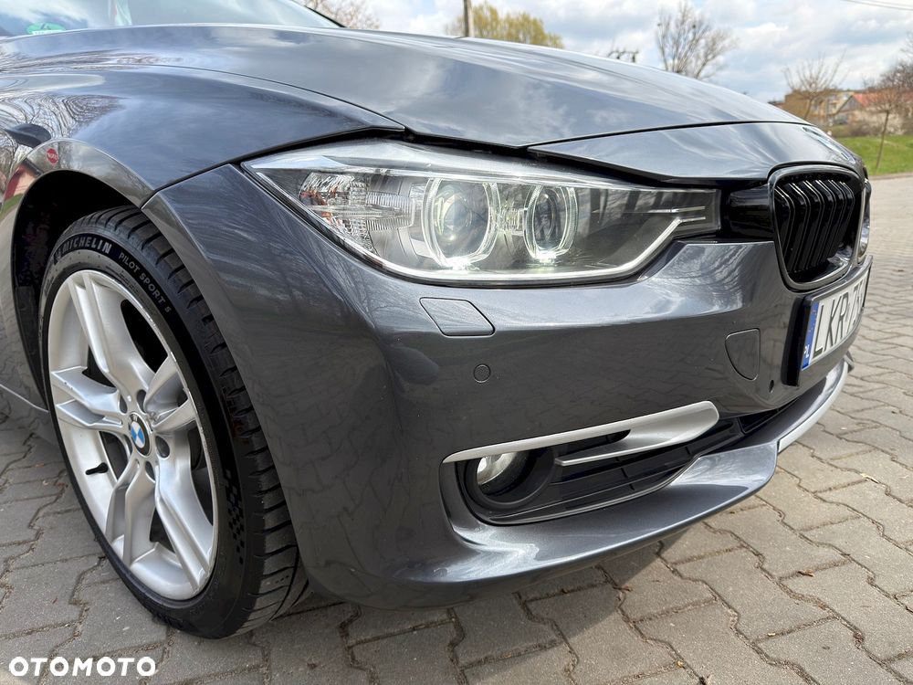 BMW Seria 3 318d Modern Line - 30