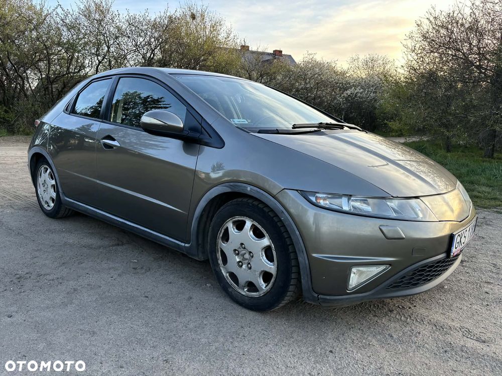 Honda Civic 1.8 Comfort - 2