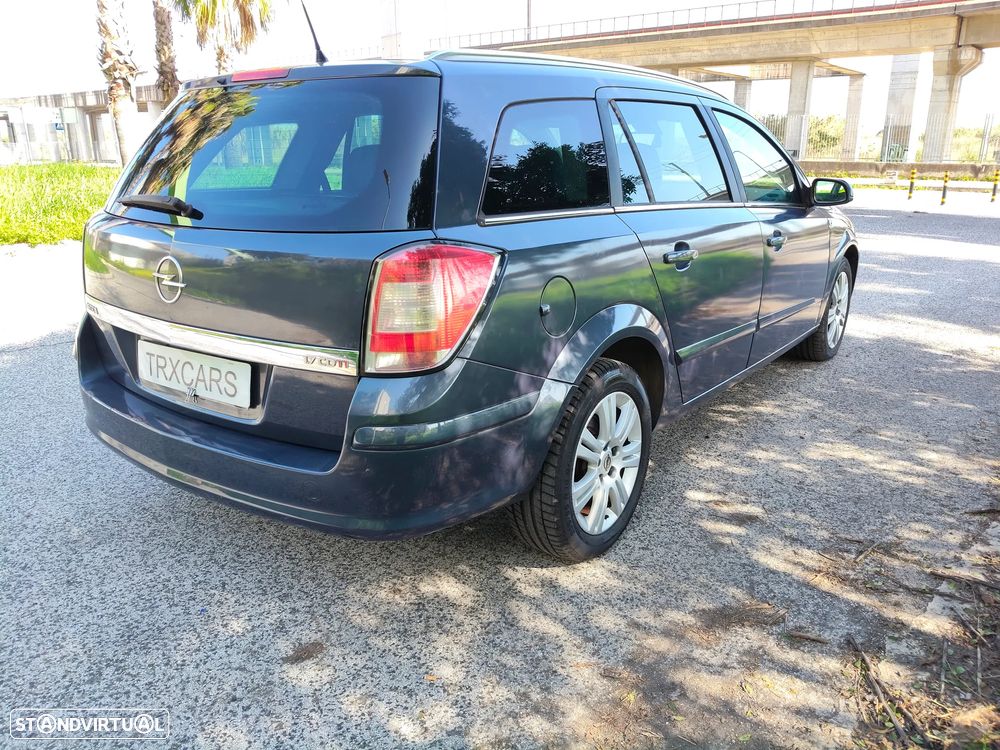 Opel Astra 1.7 CDTI Cosmo - 4