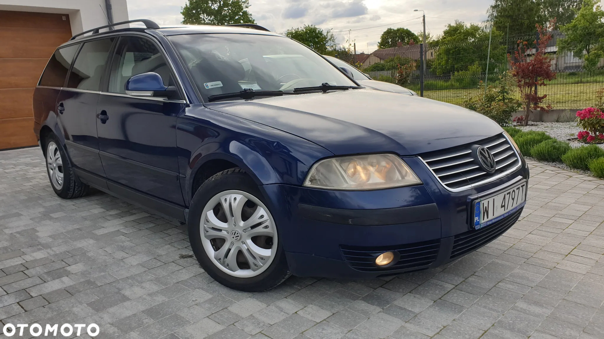 Volkswagen Passat - 2